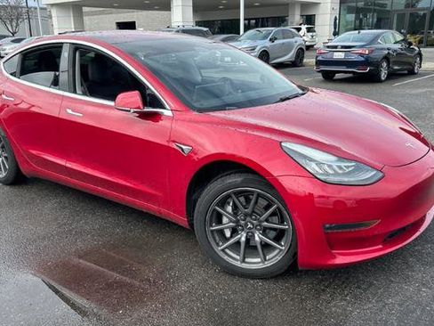 Used 2018 Tesla Model 3 Long Range image 3