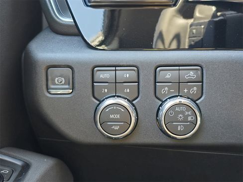New 2026 GMC Sierra 1500 Elevation w/ Elevation Premium Package image 17
