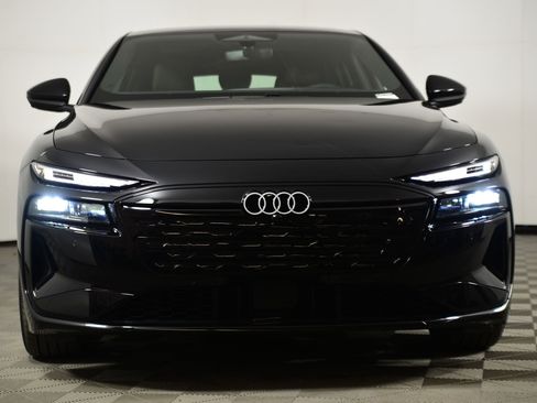 Used 2025 Audi A6 e-tron Premium Plus w/ Premium Plus image 6