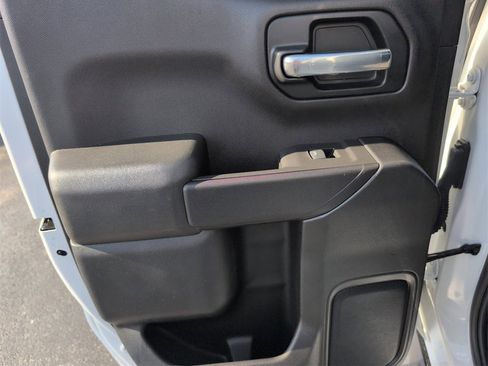 Used 2020 Chevrolet Silverado 1500 LT w/ Convenience Package image 27