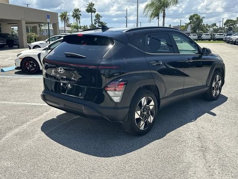 Certified 2025 Hyundai Kona SEL FWD image 7