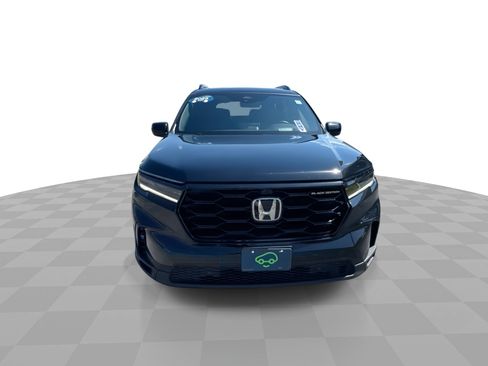 Used 2025 Honda Pilot Black Edition image 3