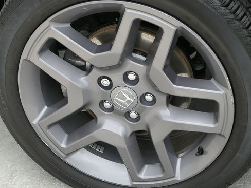 Used 2023 Honda Passport EX-L image 10
