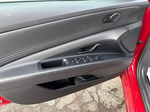 Certified 2025 Hyundai Elantra Sport w/ Cargo Package FWD image 16