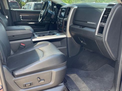 Used 2017 RAM 2500 Laramie w/ Convenience Group AWD/4WD image 25
