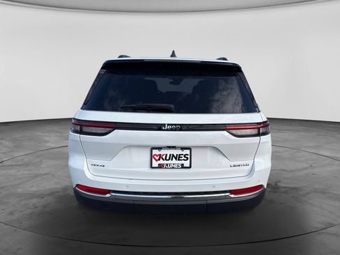 Used 2023 Jeep Grand Cherokee Limited AWD/4WD image 6