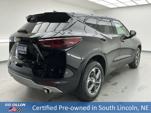 Used 2025 Chevrolet Blazer LT image 4