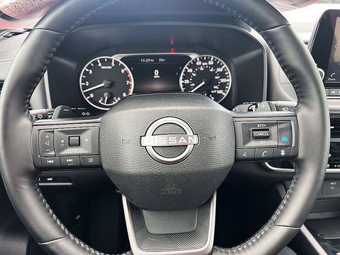 Certified 2025 Nissan Rogue SV w/ SV Premium Package FWD image 23