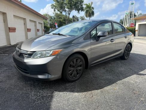 Used 2012 Honda Civic LX image 1