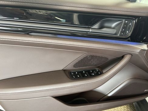 Used 2025 Porsche Panamera 4 image 13