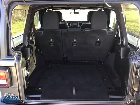 Used 2019 Jeep Wrangler Unlimited Sport S image 5