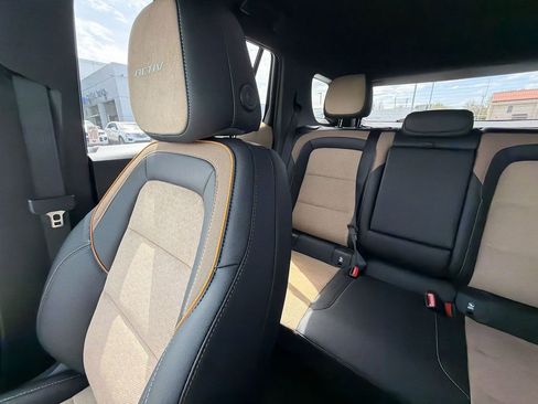 New 2026 Chevrolet Equinox ACTIV FWD image 12