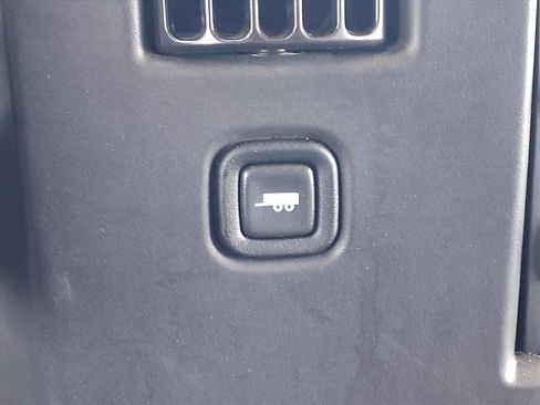 New 2025 Chevrolet Express 3500 w/ Power Convenience Package image 10