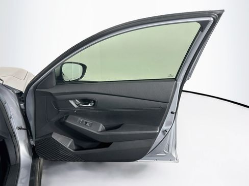 Used 2023 Honda Accord LX image 28