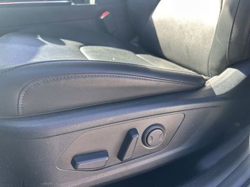 Certified 2024 Kia Sportage EX image 5