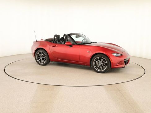 Used 2019 MAZDA MX-5 Miata Grand Touring image 9