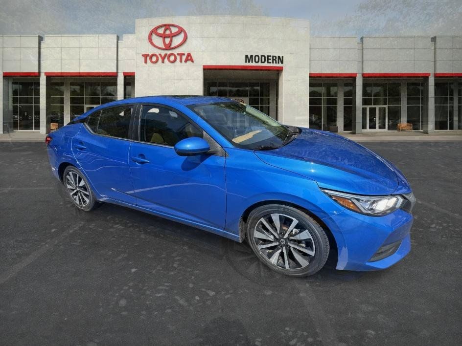 Used 2022 Nissan Sentra SV w/ SV Premium Package FWD image 11