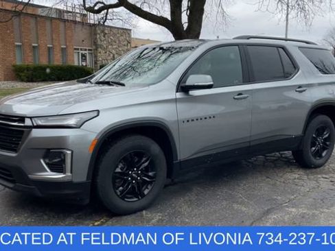 Certified 2023 Chevrolet Traverse LT w/ Midnight/Sport Edition image 4