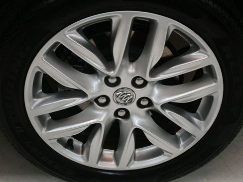 Used 2019 Buick Envision Premium w/ Driver Confidence Package image 17