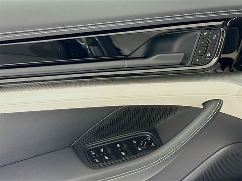 New 2026 Porsche Panamera image 11