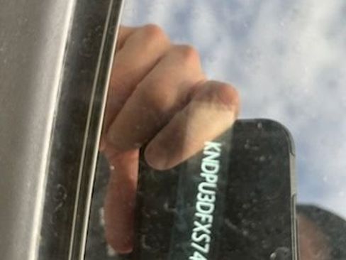 Used 2025 Kia Sportage LX image 5