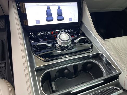 New 2026 Jeep Grand Wagoneer L Summit image 21