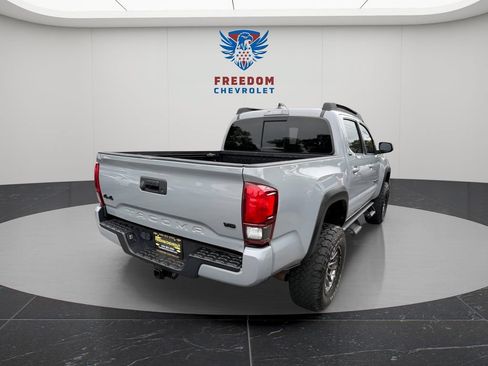 Used 2021 Toyota Tacoma SR5 w/ Trail Edition AWD/4WD image 6