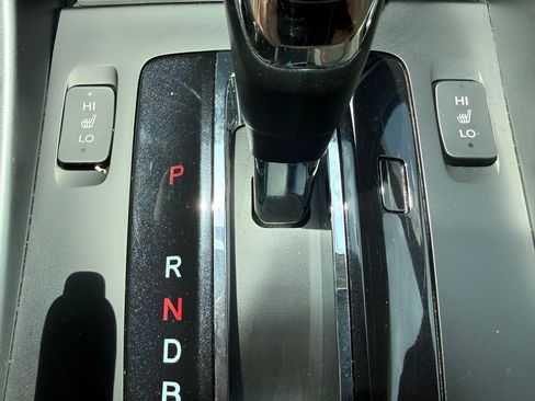 Used 2014 Honda Accord Touring image 32
