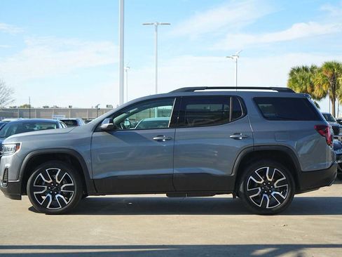 Used 2021 GMC Acadia SLT w/ Elevation Edition image 3