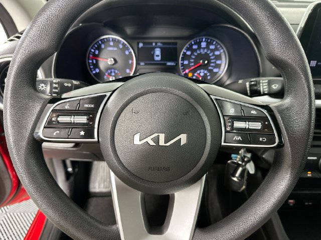 Used 2023 Kia Forte LXS FWD image 18