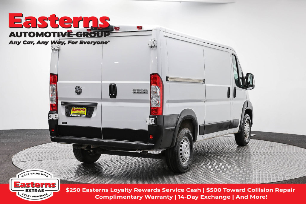 Used 2025 RAM ProMaster 2500 w/ Convenience Group FWD image 6
