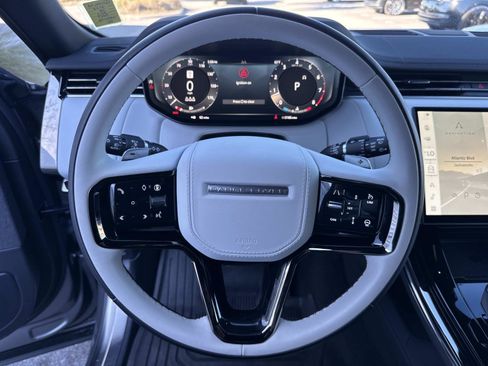 Certified 2025 Land Rover Range Rover Sport Dynamic SE image 29