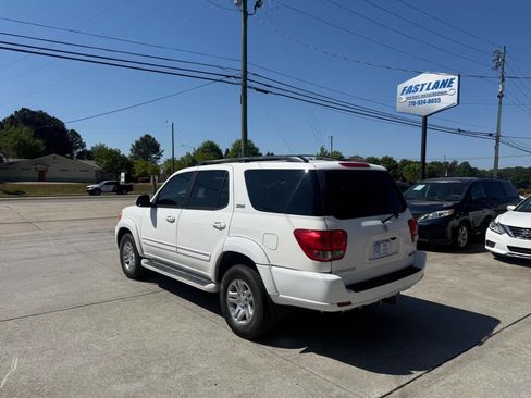 Used 2006 Toyota Sequoia SR5 image 5