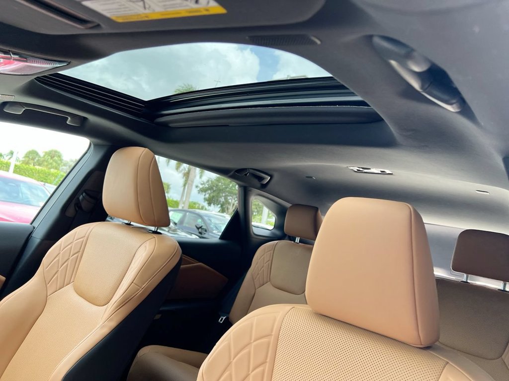 Certified 2025 Lexus RX 350 Premium FWD image 18