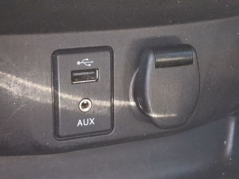 Used 2016 Nissan Rogue SL w/ SL Premium Package image 26