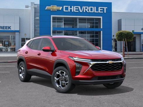 New 2026 Chevrolet Trax LT w/ LT Convenience Package FWD image 32