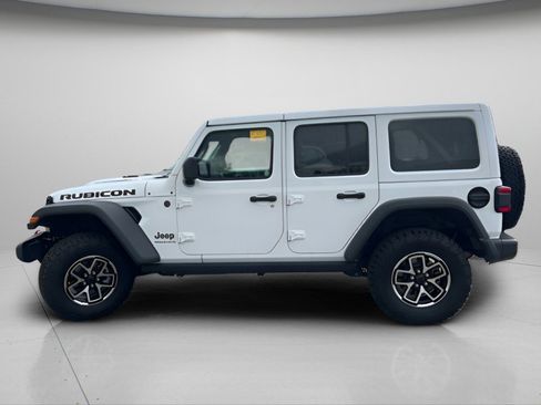 Used 2025 Jeep Wrangler Unlimited Rubicon image 12