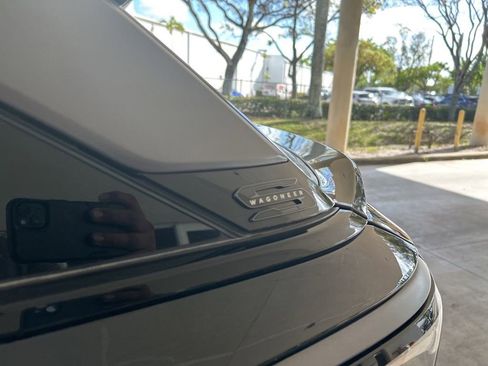 Used 2024 Jeep Wagoneer Launch Edition image 17