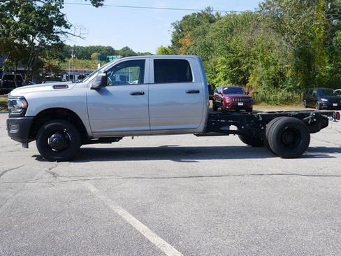 New 2023 RAM 3500 Tradesman image 5