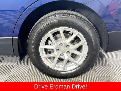Used 2022 Chevrolet Equinox LT AWD/4WD image 4