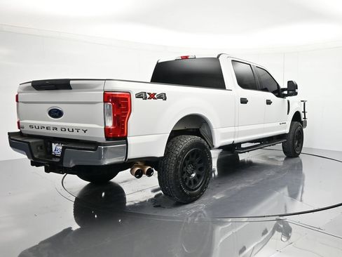 Used 2019 Ford F250 XLT AWD/4WD image 5