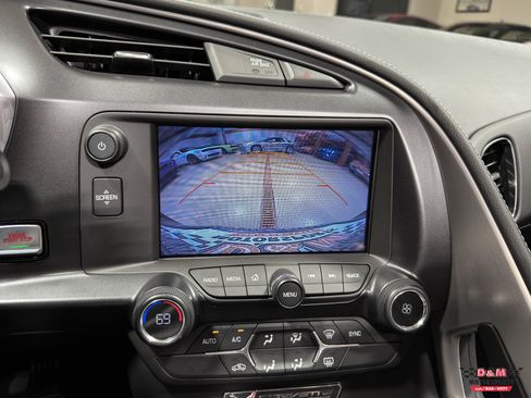Used 2017 Chevrolet Corvette Stingray Coupe image 19