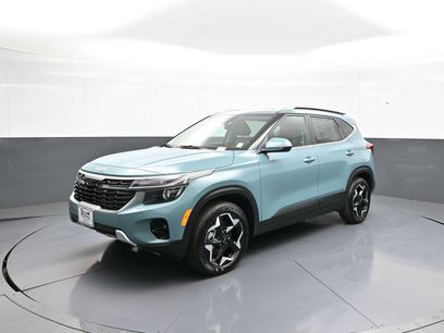 Certified 2025 Kia Seltos EX w/ EX Sunroof Package