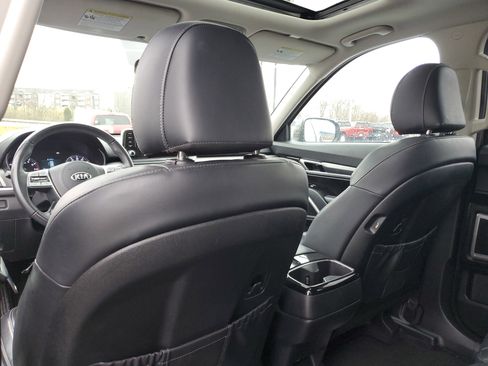 Used 2020 Kia Telluride S w/ S 8 Passenger Seating Package image 31