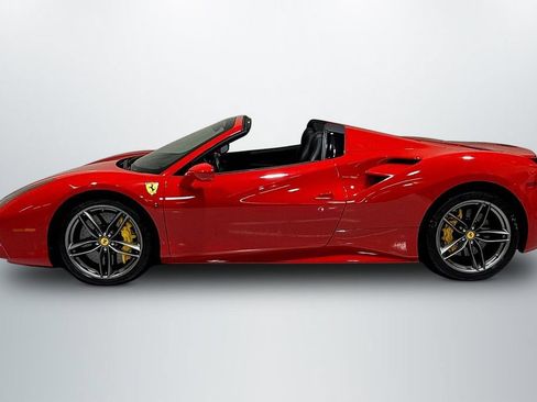 Used 2018 Ferrari 488 Spider RWD image 8