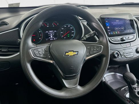 Used 2024 Chevrolet Malibu LT image 18
