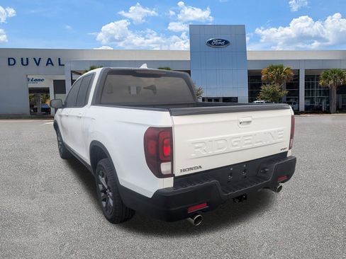Used 2024 Honda Ridgeline Sport image 6