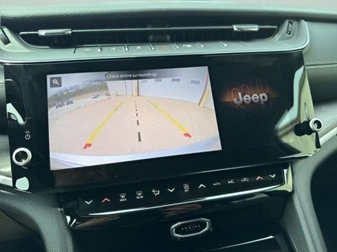 New 2026 Jeep Grand Cherokee Limited AWD/4WD image 30