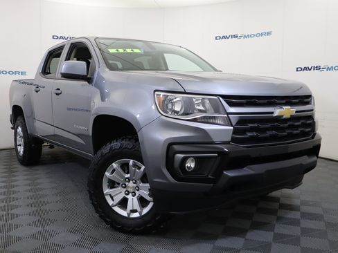 Used 2022 Chevrolet Colorado LT w/ LT Convenience Package image 2