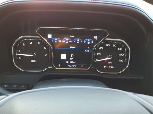 Used 2022 GMC Sierra 2500 AT4 w/ AT4 Premium Plus Package AWD/4WD image 22